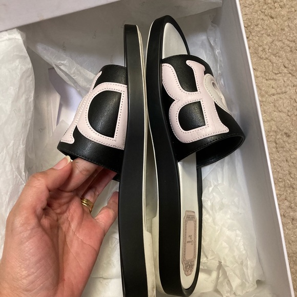 💯 Authentic DIOR (Marina) slides - Picture 9 of 9